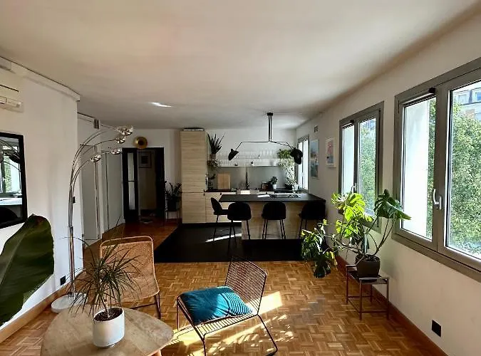 Superbe Appartement Au Porte De Paris Et Du Salon Des Expositions