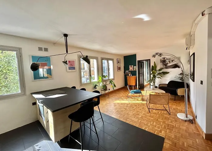Superbe Appartement Au Porte De Paris Et Du Salon Des Expositions